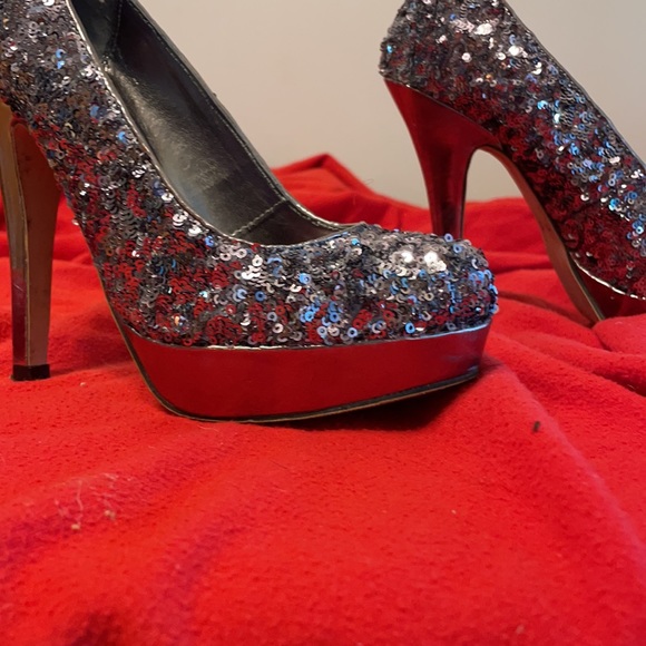 Madden Girl sequenced stilettos sz 6 - Picture 7 of 10